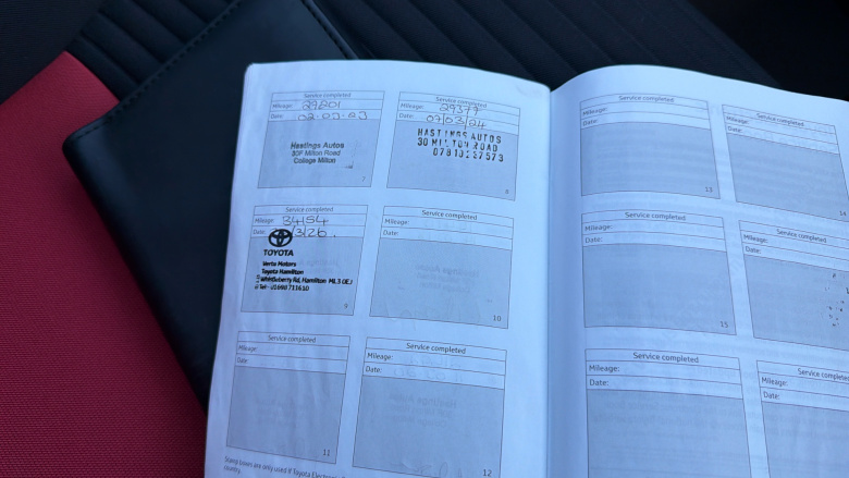 Toyota Yaris 1.33 VVT-i Sport 5dr Petrol Hatchback